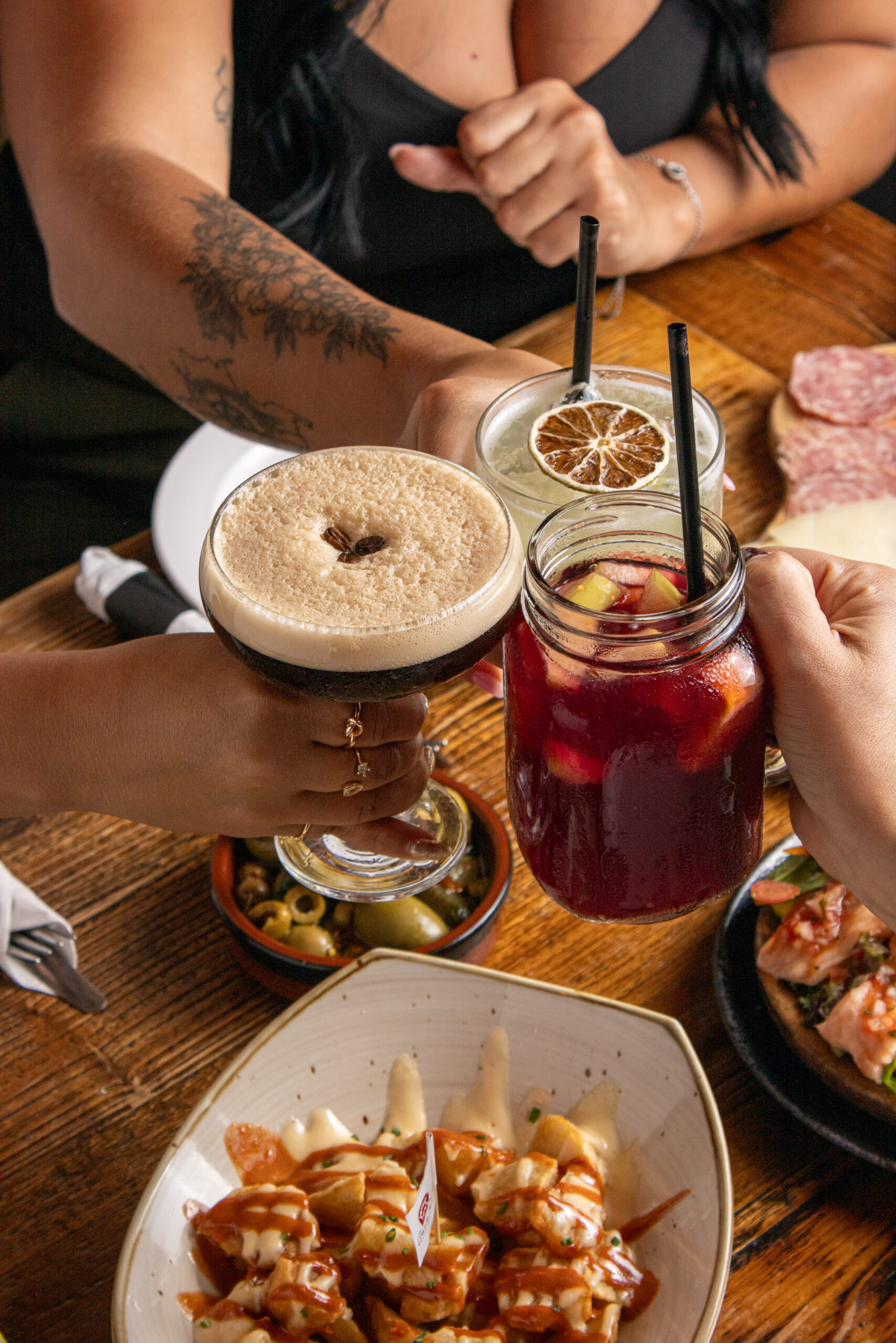 <span>SANGRIA</span> & SIGNATURE <span>COCKTAILS</span>